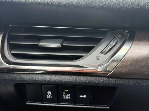 Used 2016 Toyota Avalon XLE Premium image 22