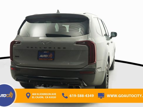 Used 2022 Kia Telluride SX w/ SX Prestige Package AWD/4WD image 10