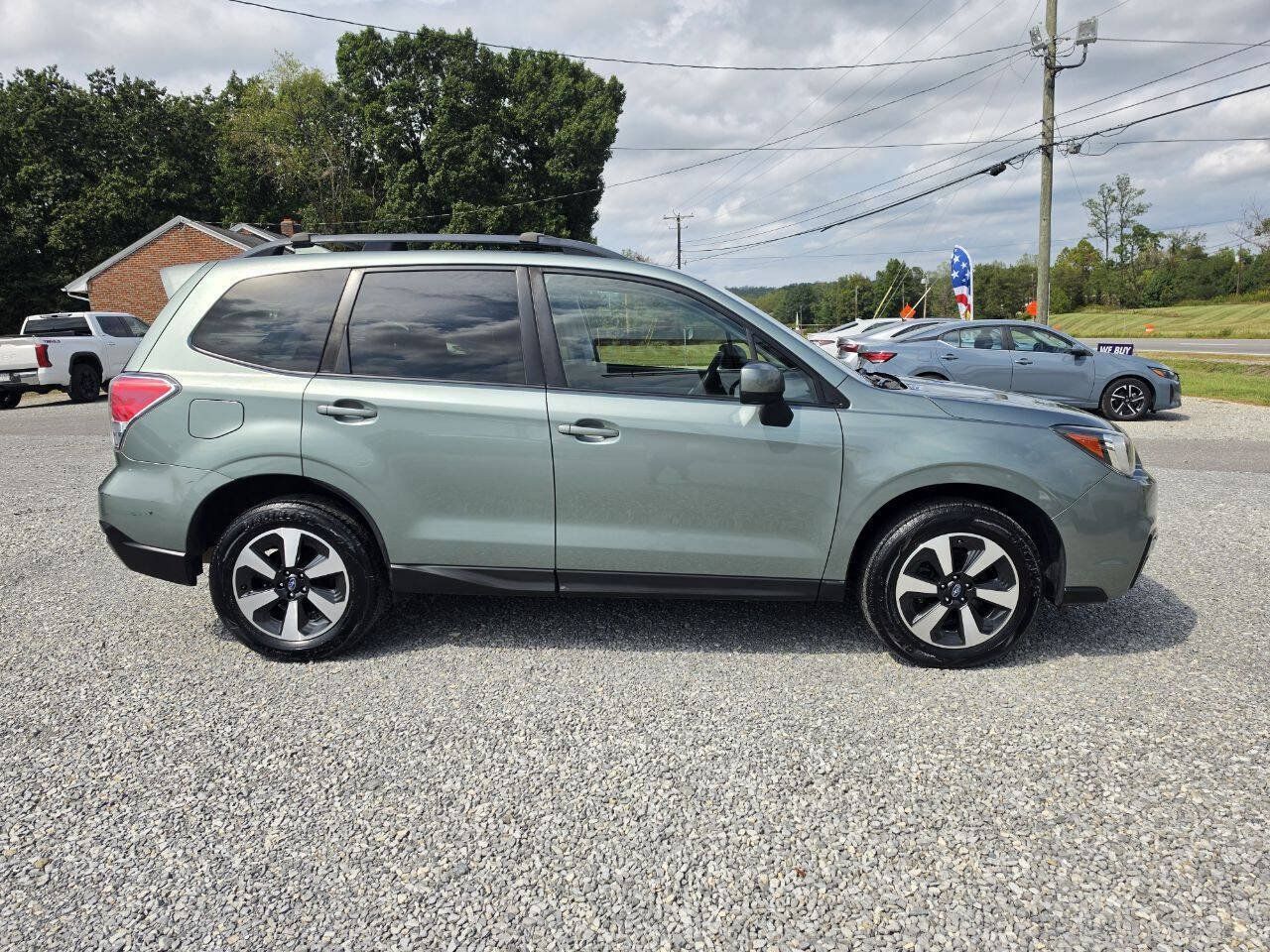 Used 2017 Subaru Forester 2.5i Premium w/ All-Weather Package AWD/4WD image 1