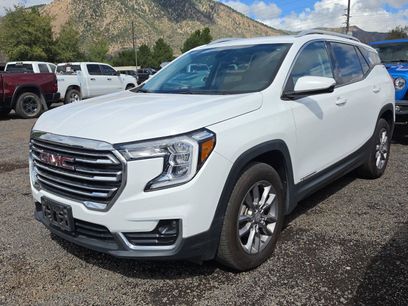 Used 2024 GMC Terrain SLT