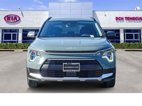 Certified 2023 Kia Niro EX image 2