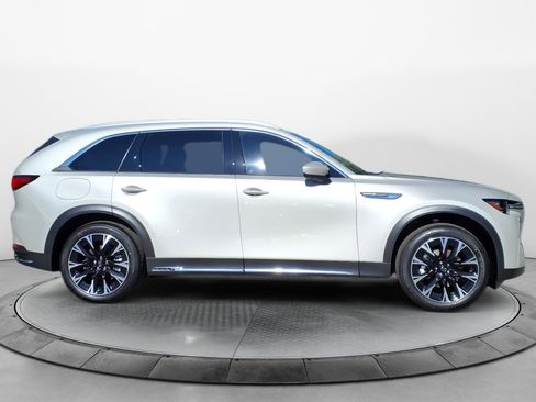 New 2025 MAZDA CX-90 Plug-In Hybrid w/ Premium Plus image 5