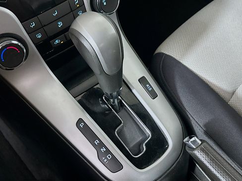 Used 2012 Chevrolet Cruze LS w/ Connectivity Package FWD image 22