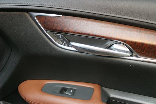 Used 2021 Cadillac XT5 Sportv AWD/4WD image 9