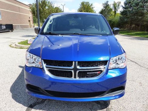 Used 2019 Dodge Grand Caravan SE FWD image 13