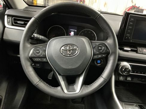 Certified 2022 Toyota RAV4 XLE Premium image 14