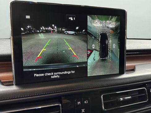 Used 2021 Lincoln Aviator Reserve w/ Equipment Group 202A image 18