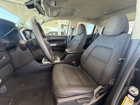 Used 2019 Chevrolet Colorado LT RWD image 9