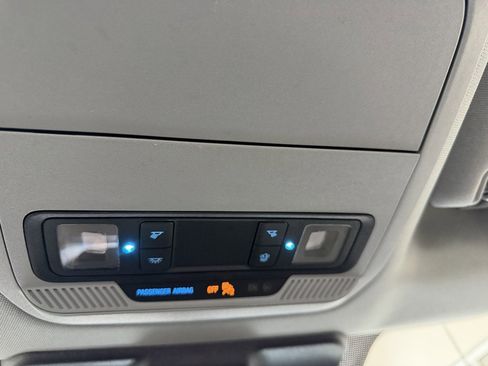 Used 2024 Ford F150 XLT image 23