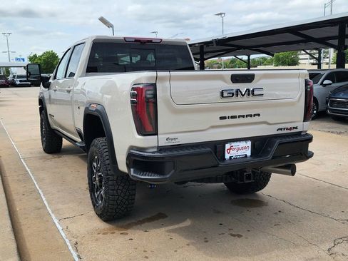 New 2026 GMC Sierra 2500 AT4X w/ LPO, Black Badging Package AWD/4WD image 5