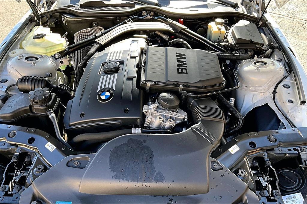 Used 2011 BMW Z4 sDrive35i RWD image 28