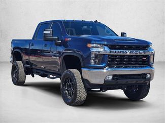 Used 2023 Chevrolet Silverado 2500 LT w/ Convenience Package AWD/4WD video 3