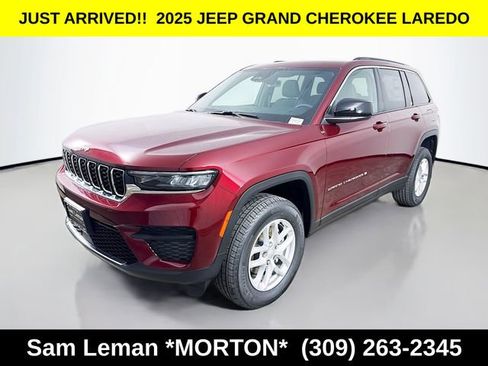 New 2025 Jeep Grand Cherokee Laredo w/ Luxury Tech Group I image 3