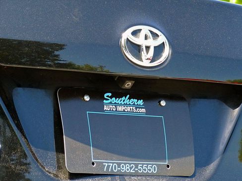 Used 2016 Toyota Corolla LE FWD image 14