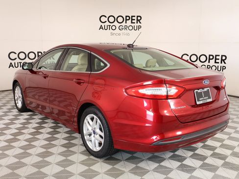 Used 2016 Ford Fusion SE w/ Equipment Group 202A FWD image 22