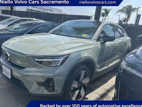 Used 2024 Volvo C40 P8 Recharge Plus w/ Climate Package AWD/4WD image 1