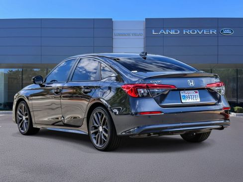 Used 2022 Honda Civic Touring image 6