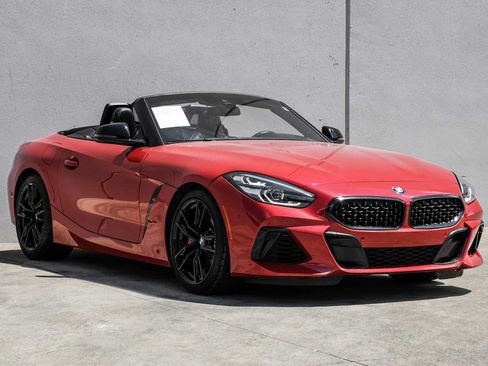 Used 2022 BMW Z4 M40i w/ Premium Package RWD image 7