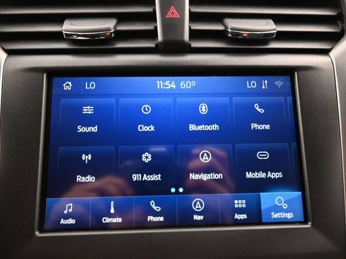 Used 2020 Ford Fusion SE FWD image 16