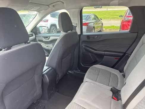 Certified 2022 Ford Escape SE w/ SE Sport Appearance Package FWD image 18