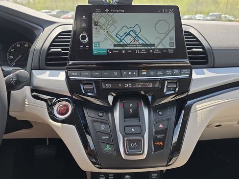 New 2026 Honda Odyssey Touring image 12