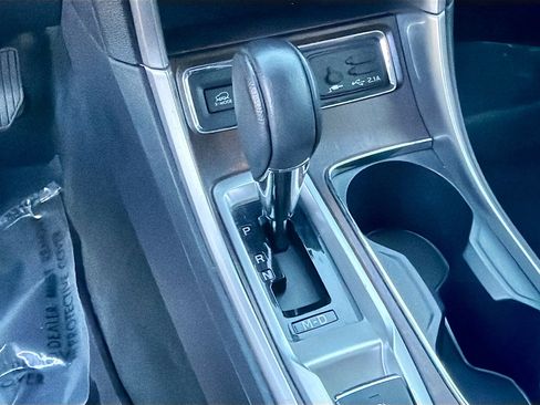 Used 2020 Subaru Ascent Touring image 30