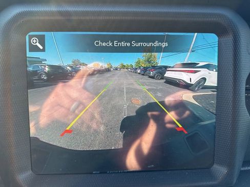 Used 2020 Jeep Gladiator Overland image 16