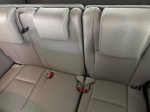 Used 2019 Toyota Highlander XLE w/ Protection Package #3 AWD/4WD image 25