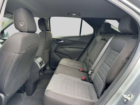 Used 2023 Chevrolet Equinox LT AWD/4WD image 11