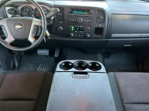 Used 2013 Chevrolet Silverado 1500 LT w/ All-Star Edition AWD/4WD image 4