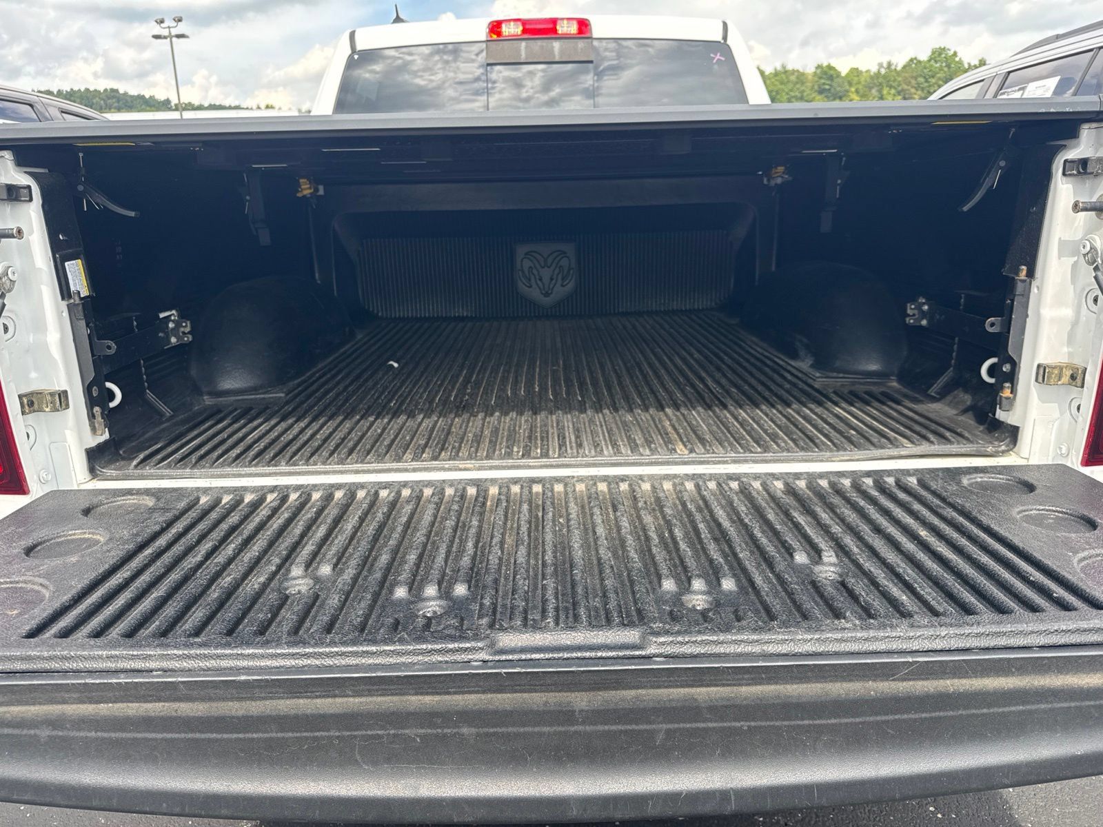 Used 2016 RAM 1500 Sport w/ Convenience Group RWD image 13