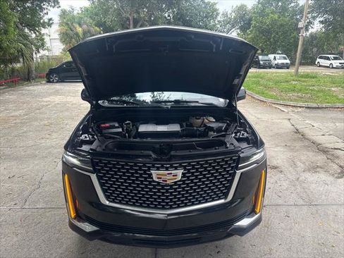 Used 2022 Cadillac Escalade ESV Premium Luxury AWD/4WD image 30