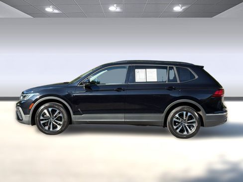 Used 2024 Volkswagen Tiguan S FWD image 2