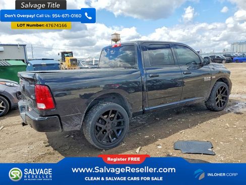 Used 2017 RAM 1500 Express AWD/4WD image 4