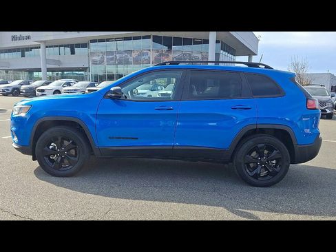 Used 2023 Jeep Cherokee Altitude Lux image 5