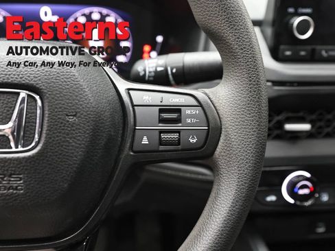 Used 2025 Honda Accord SE image 16