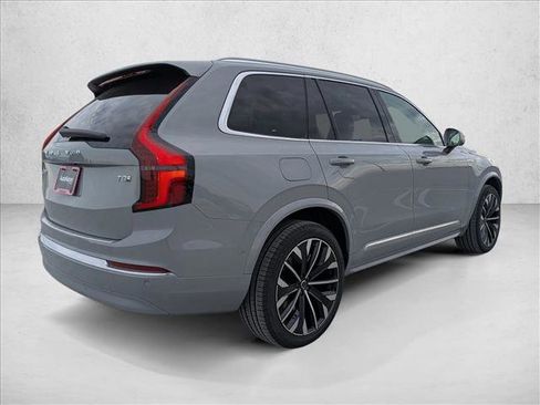 New 2026 Volvo XC90 T8 Ultra w/ Protection Package Premier image 2