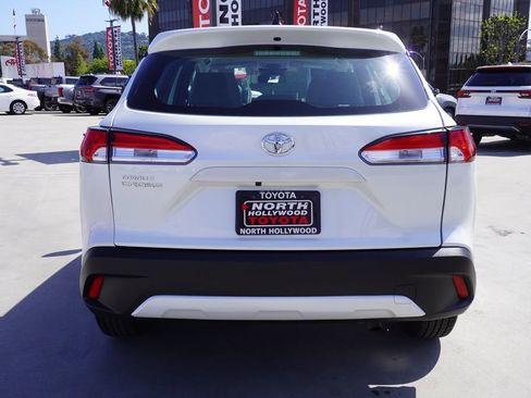 Certified 2024 Toyota Corolla Cross L FWD image 6