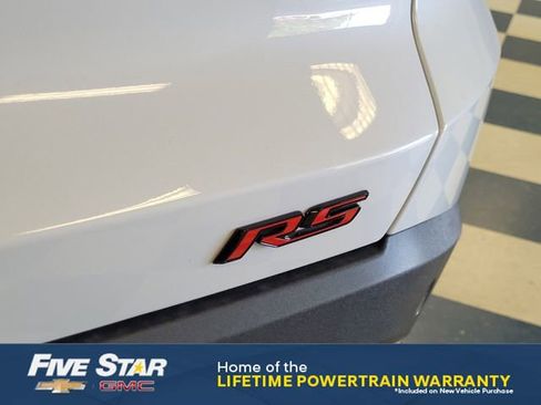 New 2026 Chevrolet Equinox RS w/ Convenience Package III FWD image 9