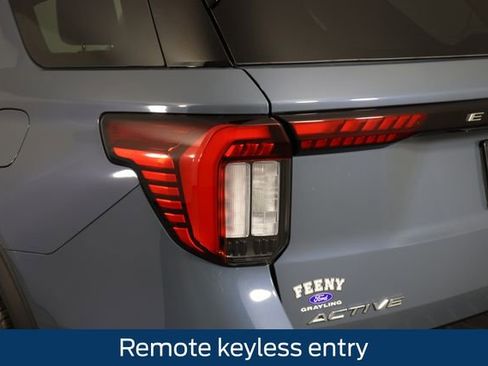 New 2026 Ford Explorer Active w/ Active Comfort Package AWD/4WD image 19