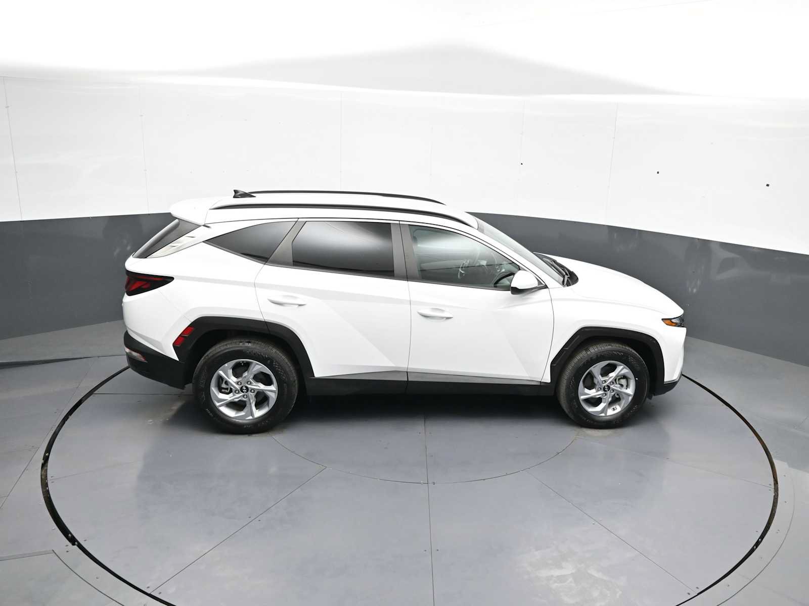 Used 2024 Hyundai Tucson SEL AWD/4WD image 37