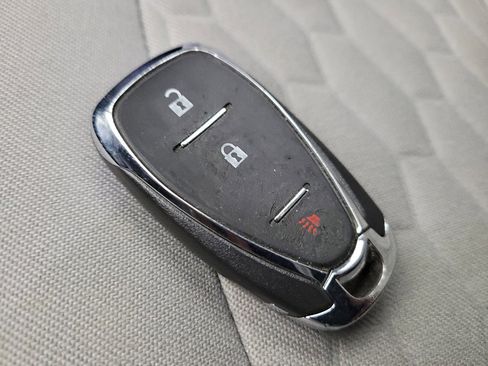 Used 2019 Chevrolet Equinox LS image 32