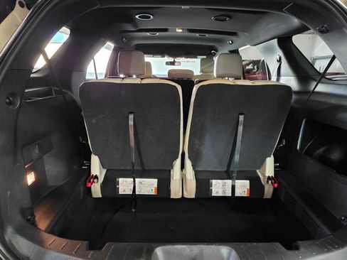 Used 2018 Ford Explorer XLT w/ Equipment Group 202A image 22