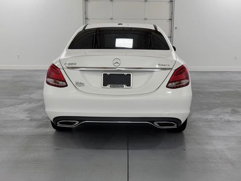 Used 2018 Mercedes-Benz C 300 4MATIC Sedan image 8