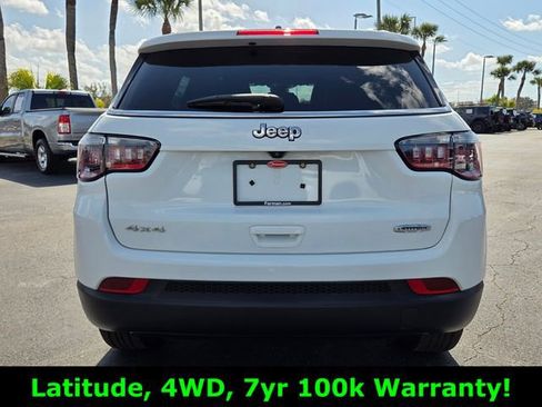 Used 2024 Jeep Compass Latitude image 6