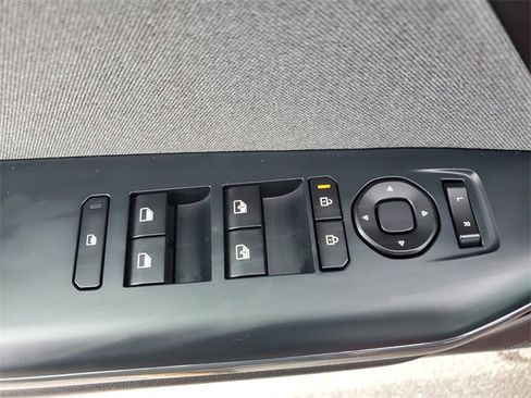 Certified 2025 Kia K4 EX image 25
