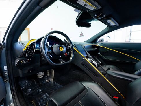 Used 2021 Ferrari Roma RWD image 29