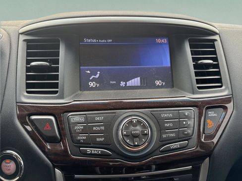 Used 2015 Nissan Pathfinder SL w/ SL Tech Package image 16