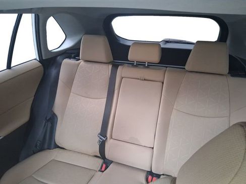 Used 2025 Toyota RAV4 XLE w/ Convenience Package AWD/4WD image 16