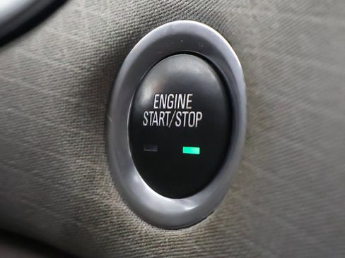 Used 2022 Chevrolet Malibu LT image 32